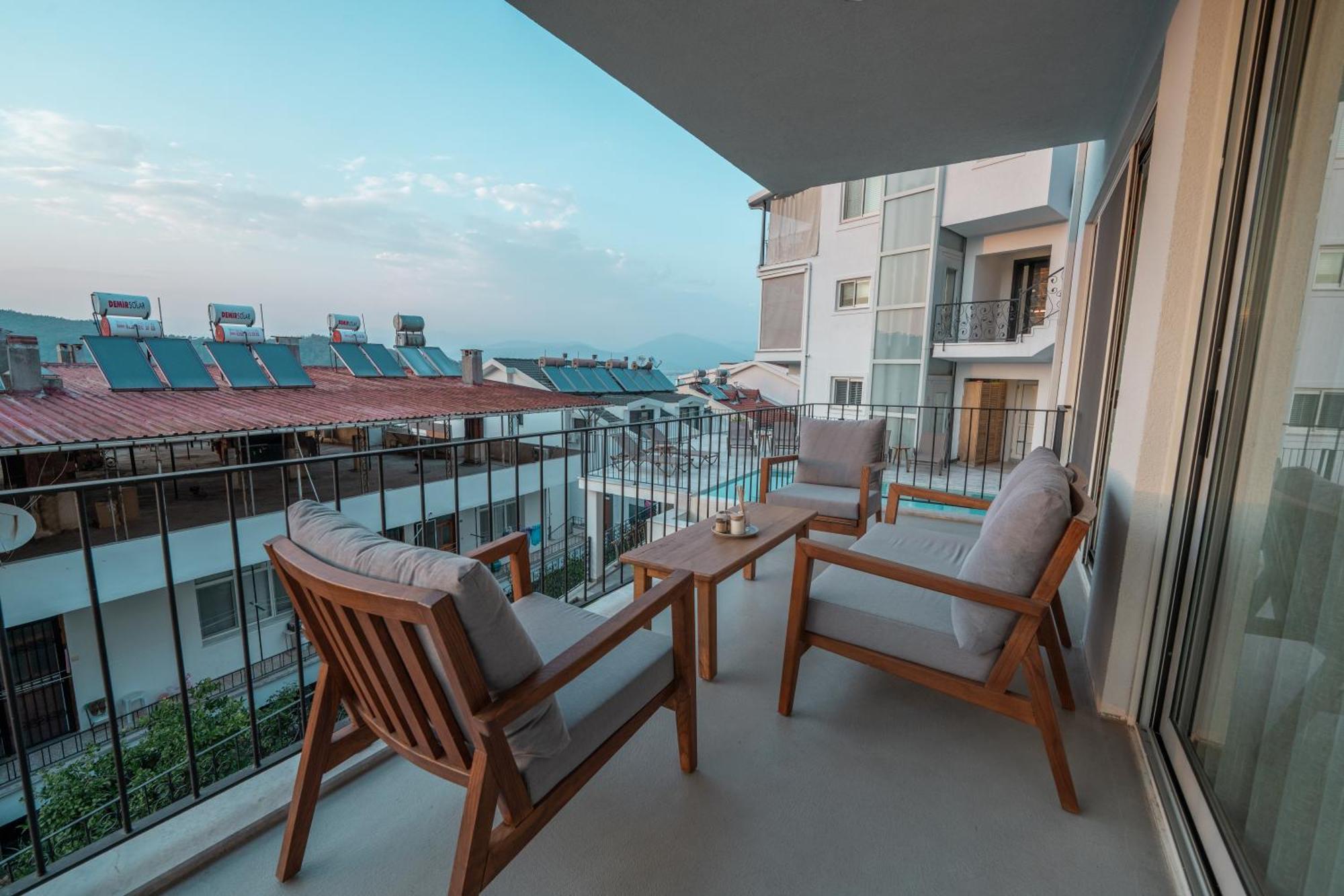 פאטהיה Gizz Suites מראה חיצוני תמונה